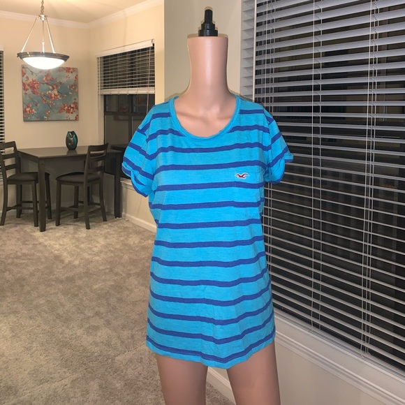 Hollister Tops - Hollister Light & Dark blue shirt size M